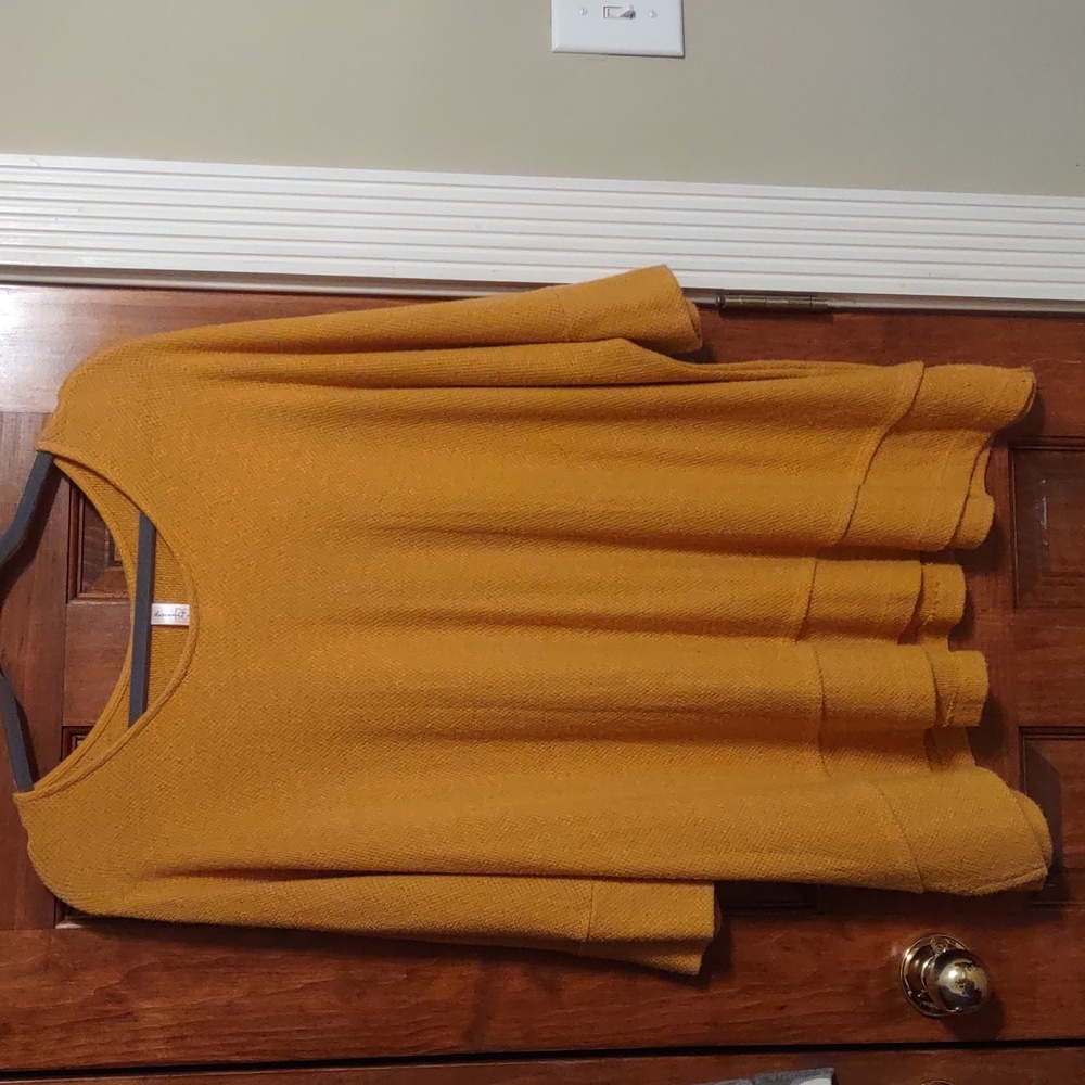 Women's boutique brand sweater in 3x